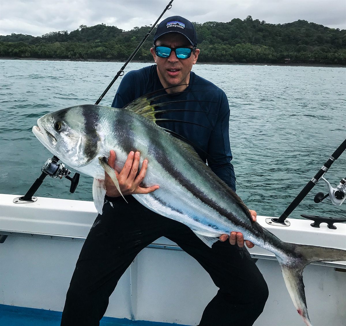 Costa Rica: yellowfin tuna, roosterfish and whale shark diving